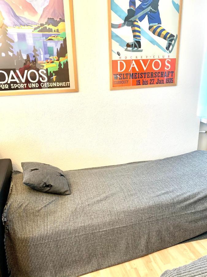 Holiday Apartment Bolgen - Close To Everything! Bolgen, Jakobshorn, Bus Stop, Train Station, Supermarket, Ski School, Ski Rentals, Restaurants And More! Davos Luaran gambar