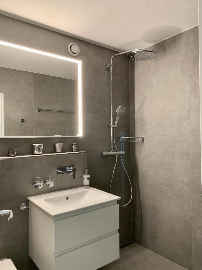 Holiday Apartment Bolgen - Close To Everything! Bolgen, Jakobshorn, Bus Stop, Train Station, Supermarket, Ski School, Ski Rentals, Restaurants And More! Davos Luaran gambar